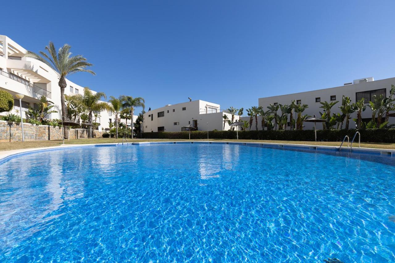 Apartment Modern, Elite Hillside W/sea & Mountain Views *