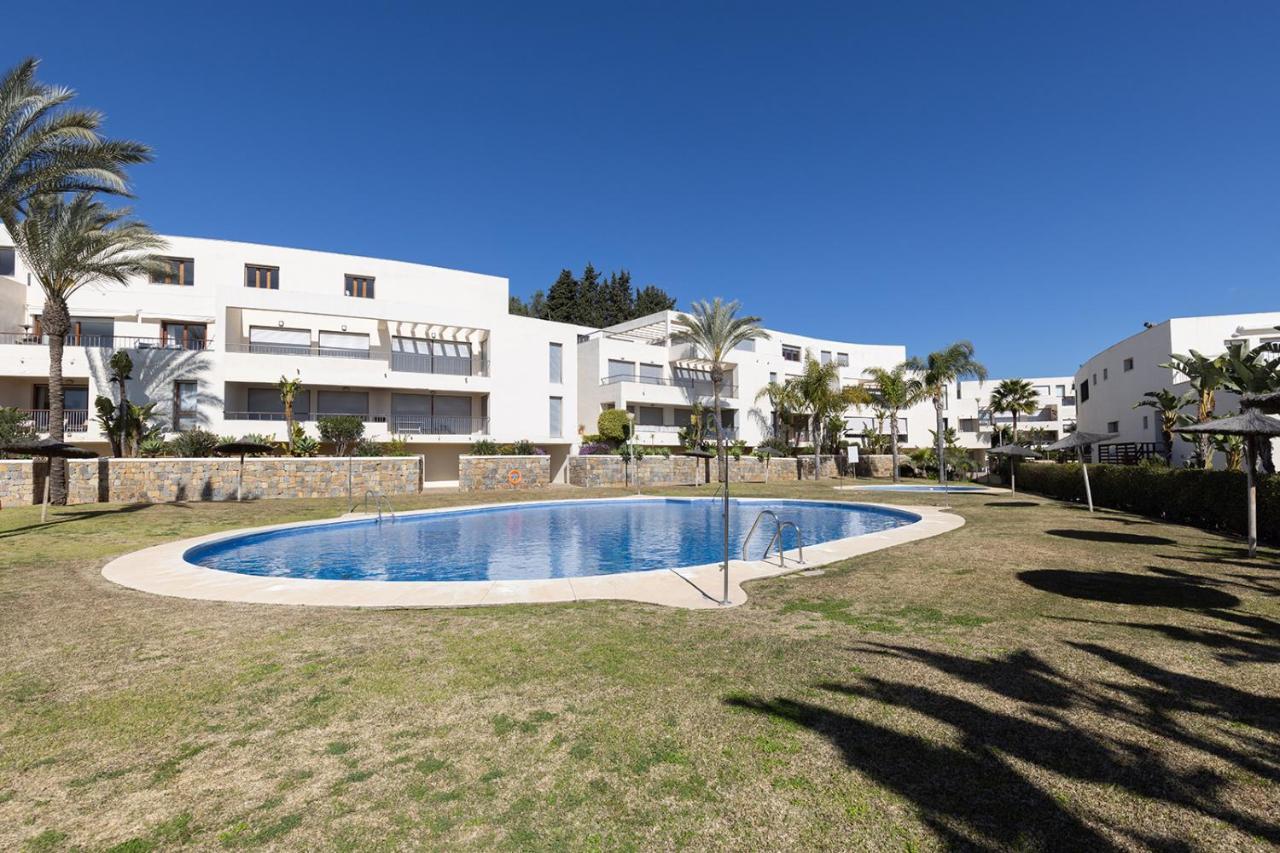 Apartment Modern, Elite Hillside W/sea & Mountain Views