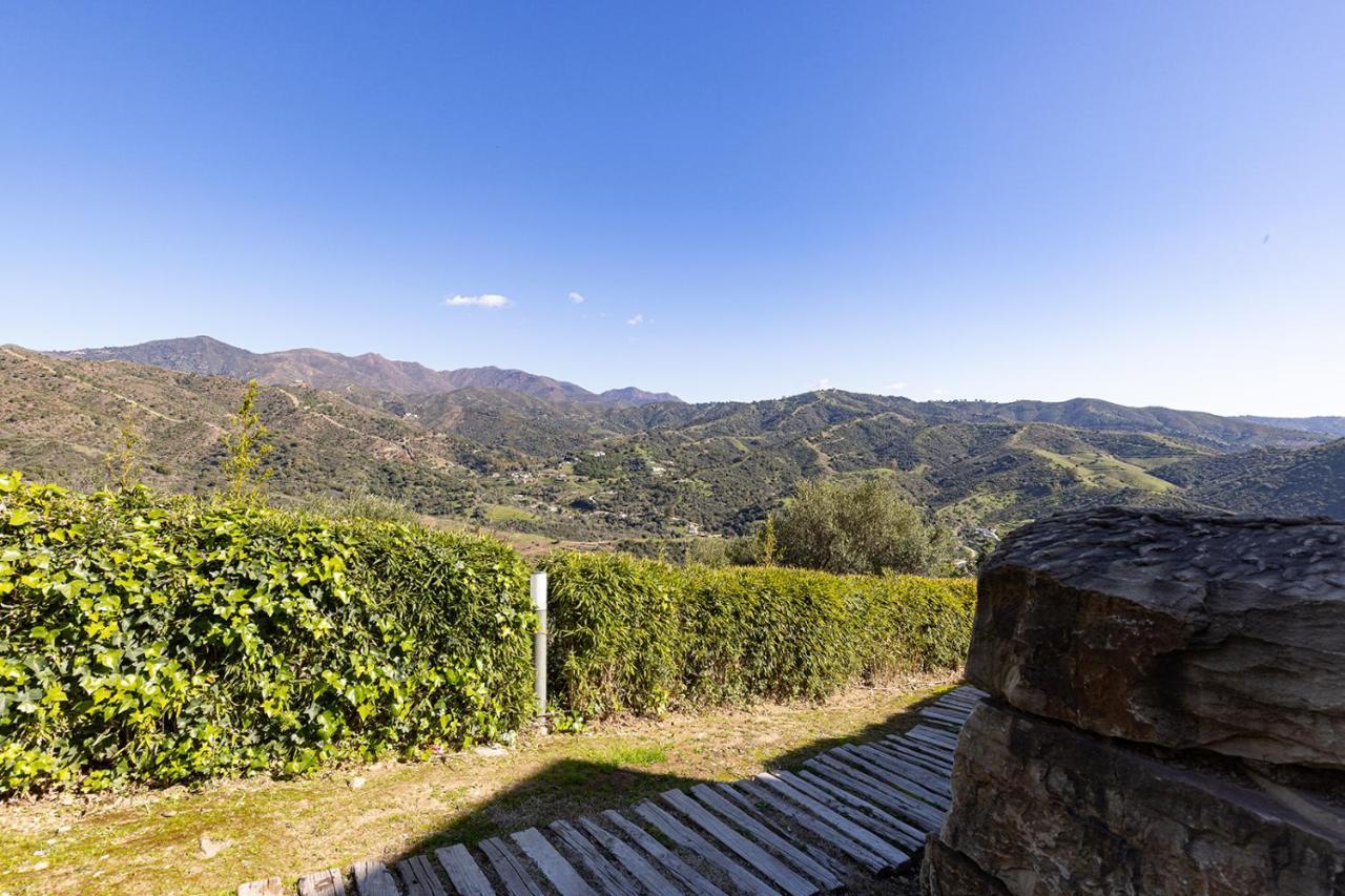 Apartment Modern, Elite Hillside W/sea & Mountain Views *